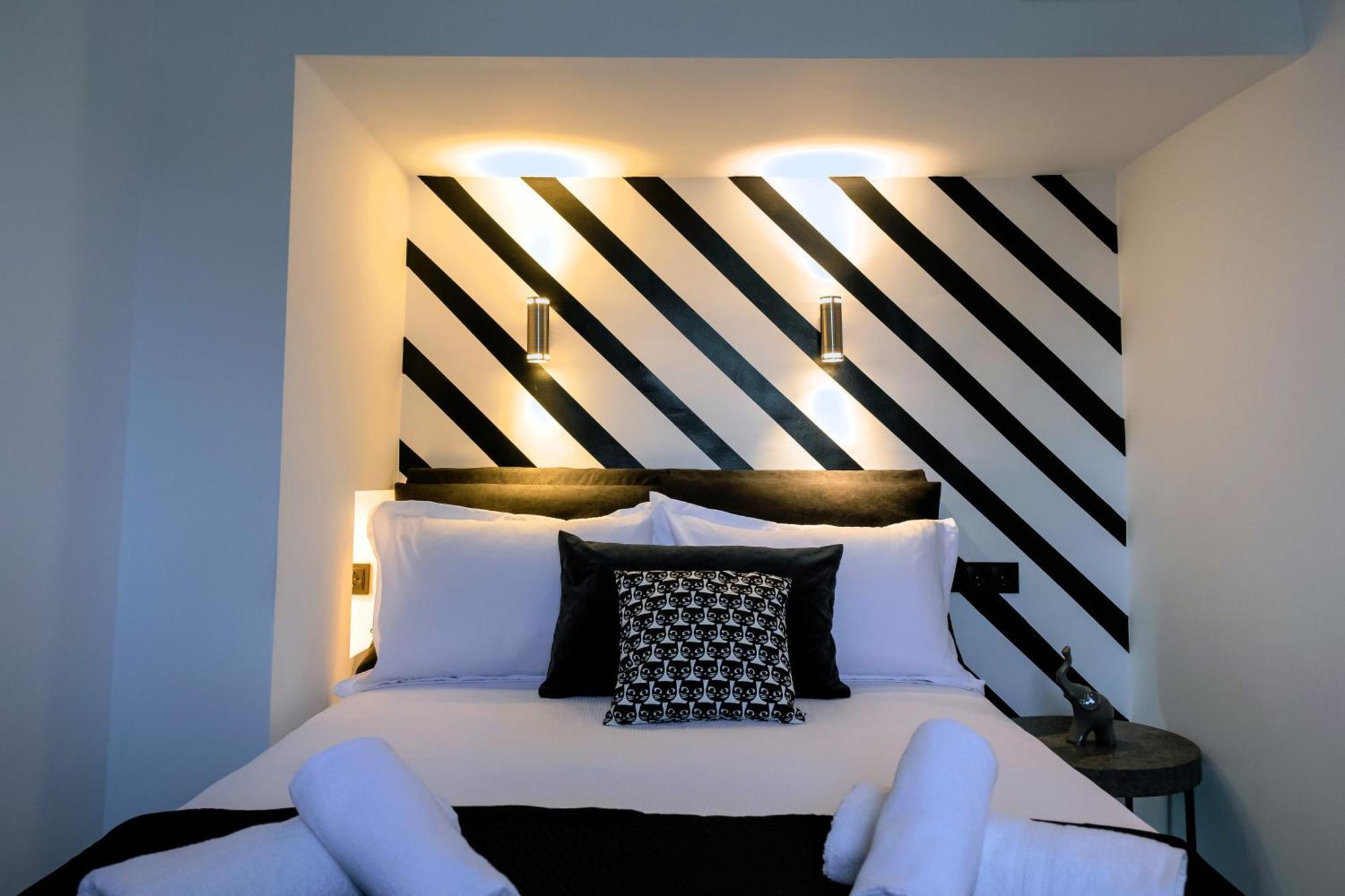 Apartamento Essel Noir - A Hidden Gem With A Magnificent Acropolis View Atenas Exterior foto